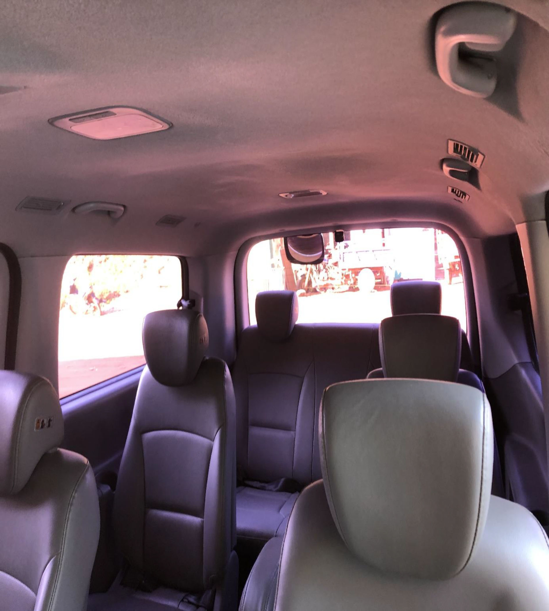 HYUNDAI STAREX